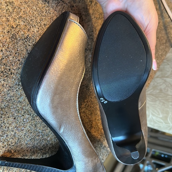 Steve Madden pumps - Picture 3 of 5